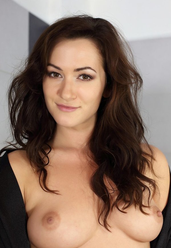Валентина, 24